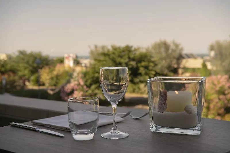 Brasil Seaview Hotel Milano Marittima 4*,