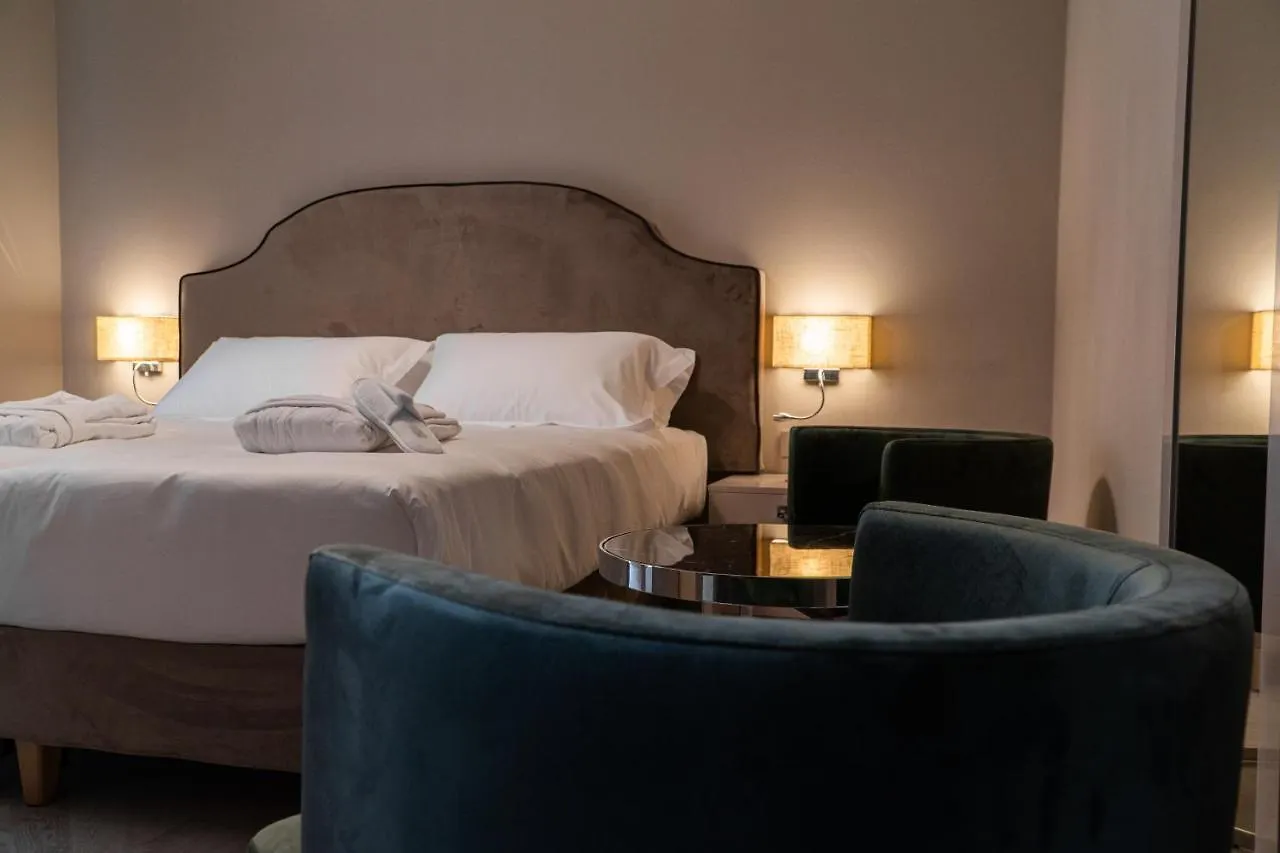 Brasil Seaview Hotel Milano Marittima 4*,