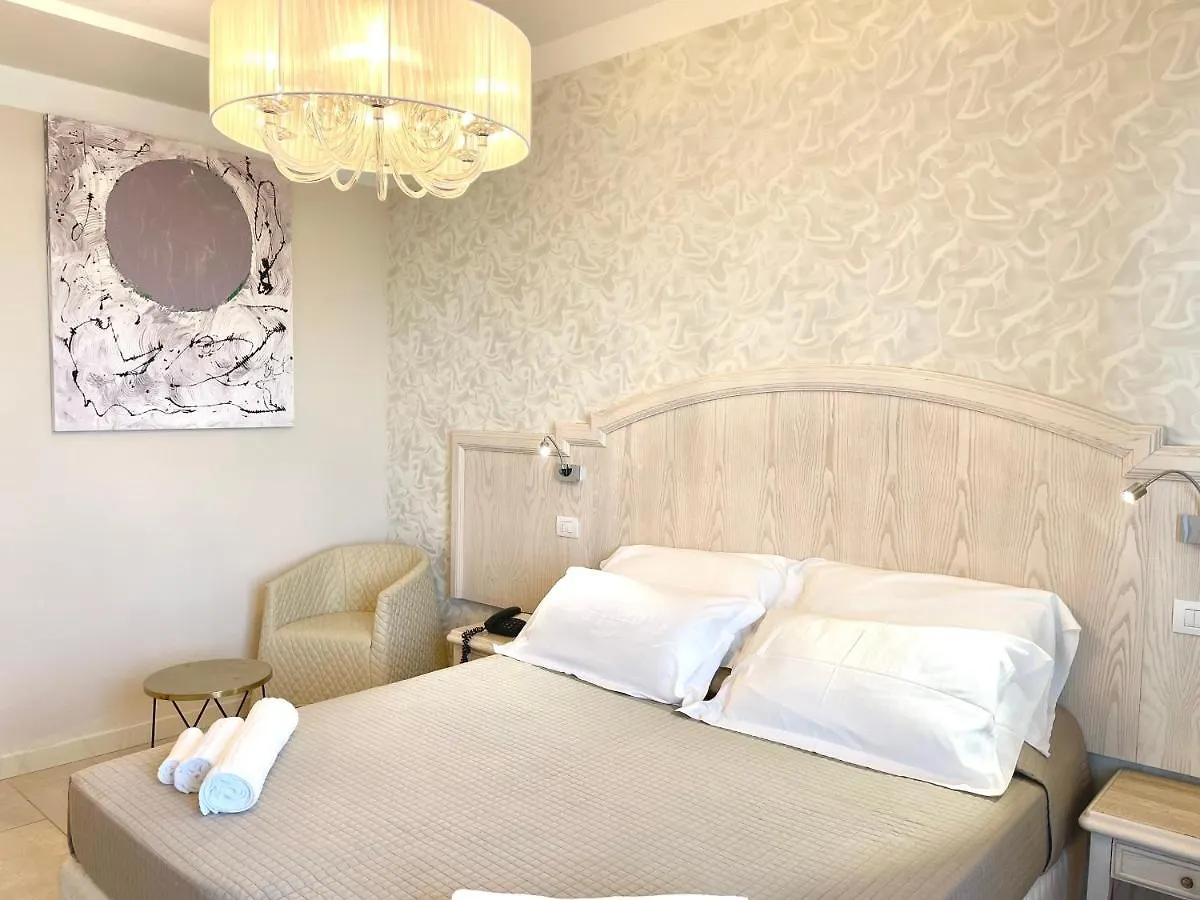 Brasil Seaview Hotel Milano Marittima 4*,  İtalya